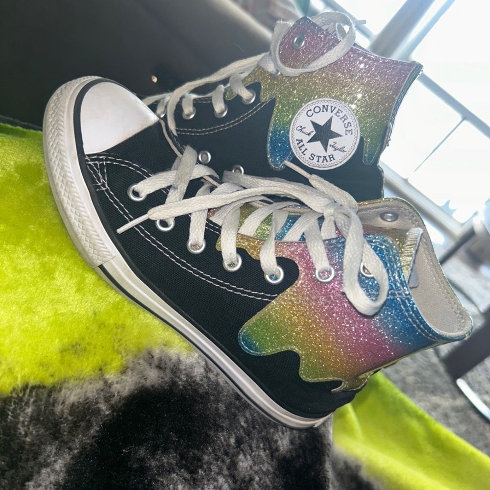 Youth size 2 ice cream converse
